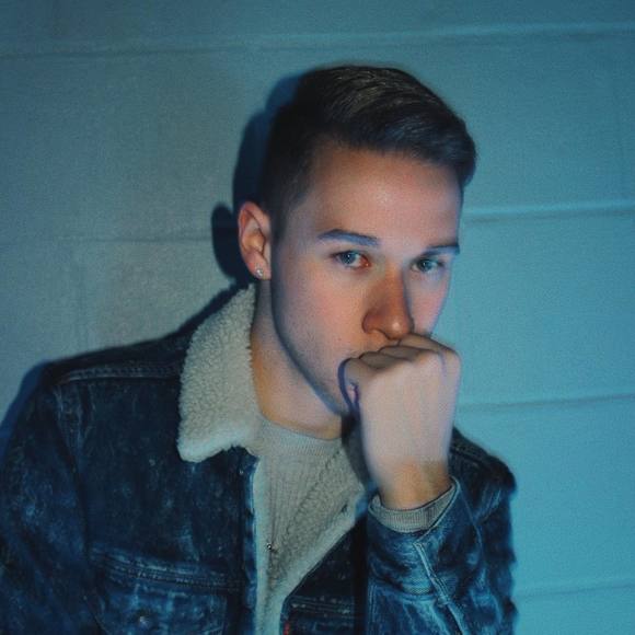 Meet your Posher, Aaron - Picture 1 of 1